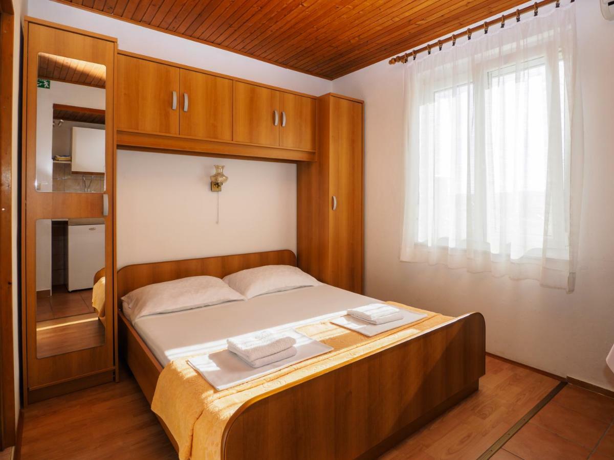 Cozy Studio With Private Terrace Barac Crikvenica Dış mekan fotoğraf